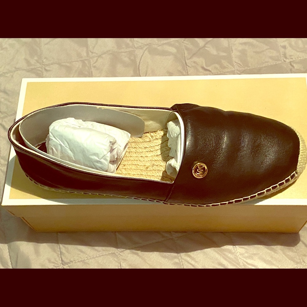 Michael Kors Kendrick Leather Slip On!!!!